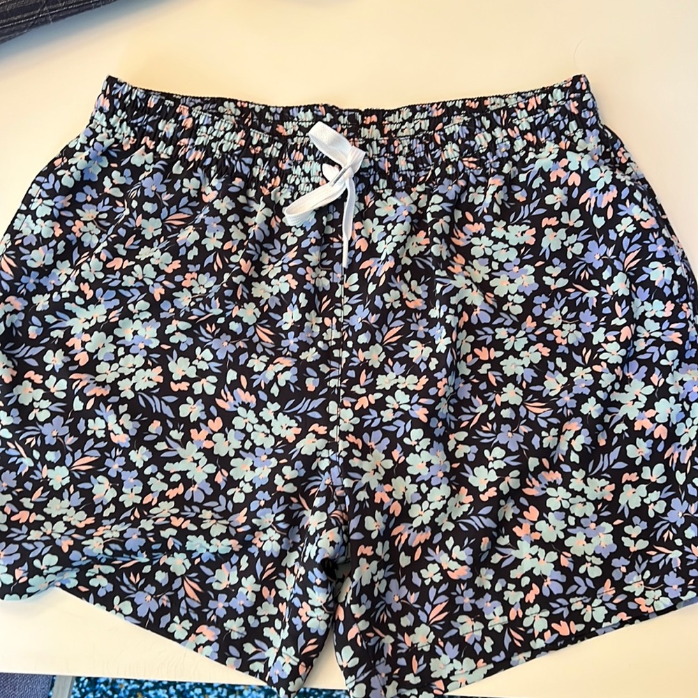 Chubbies swim trunks size large 5.5”